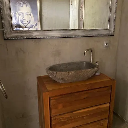 Banderas Apartment